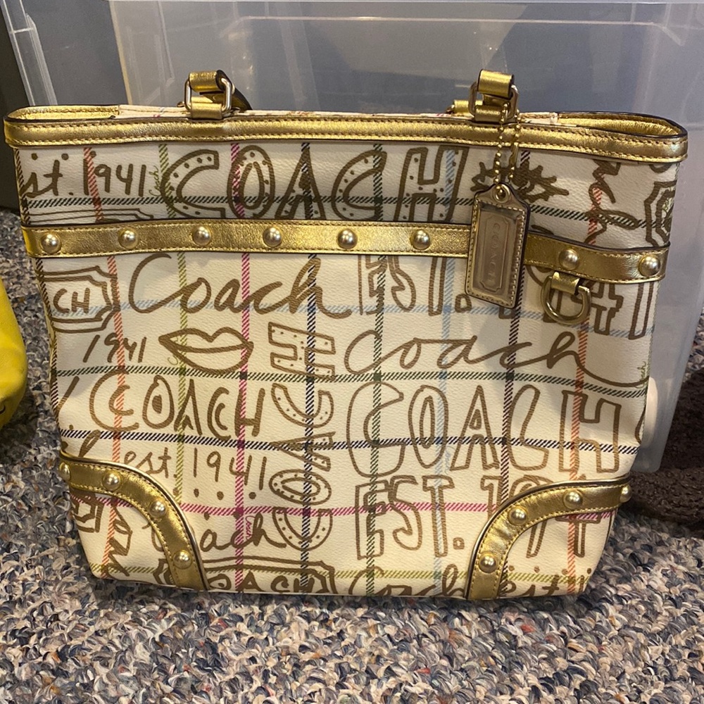 Coach graphiti bag